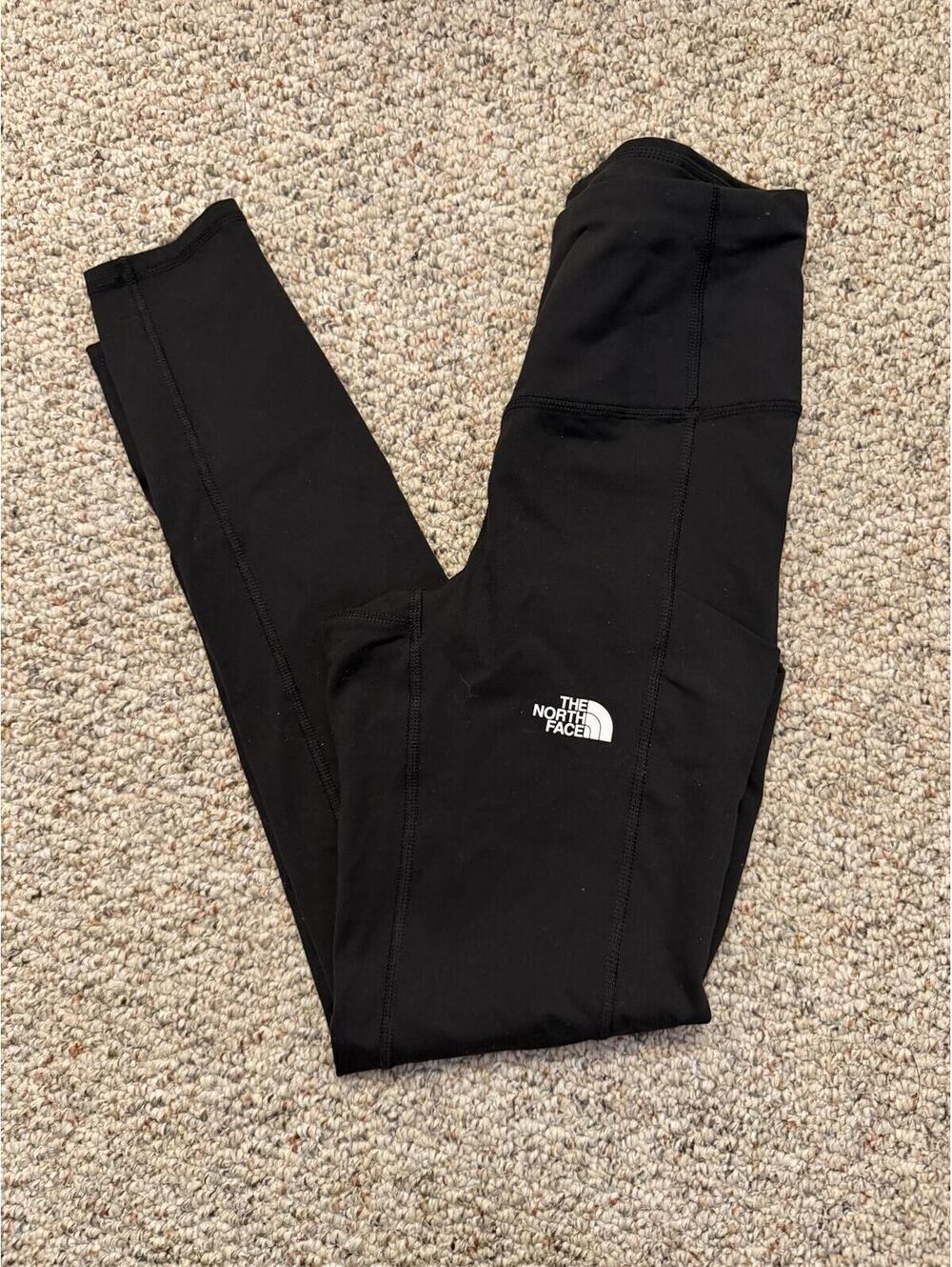 The North Face Flash Dry black ankle leggings w/Side pockets